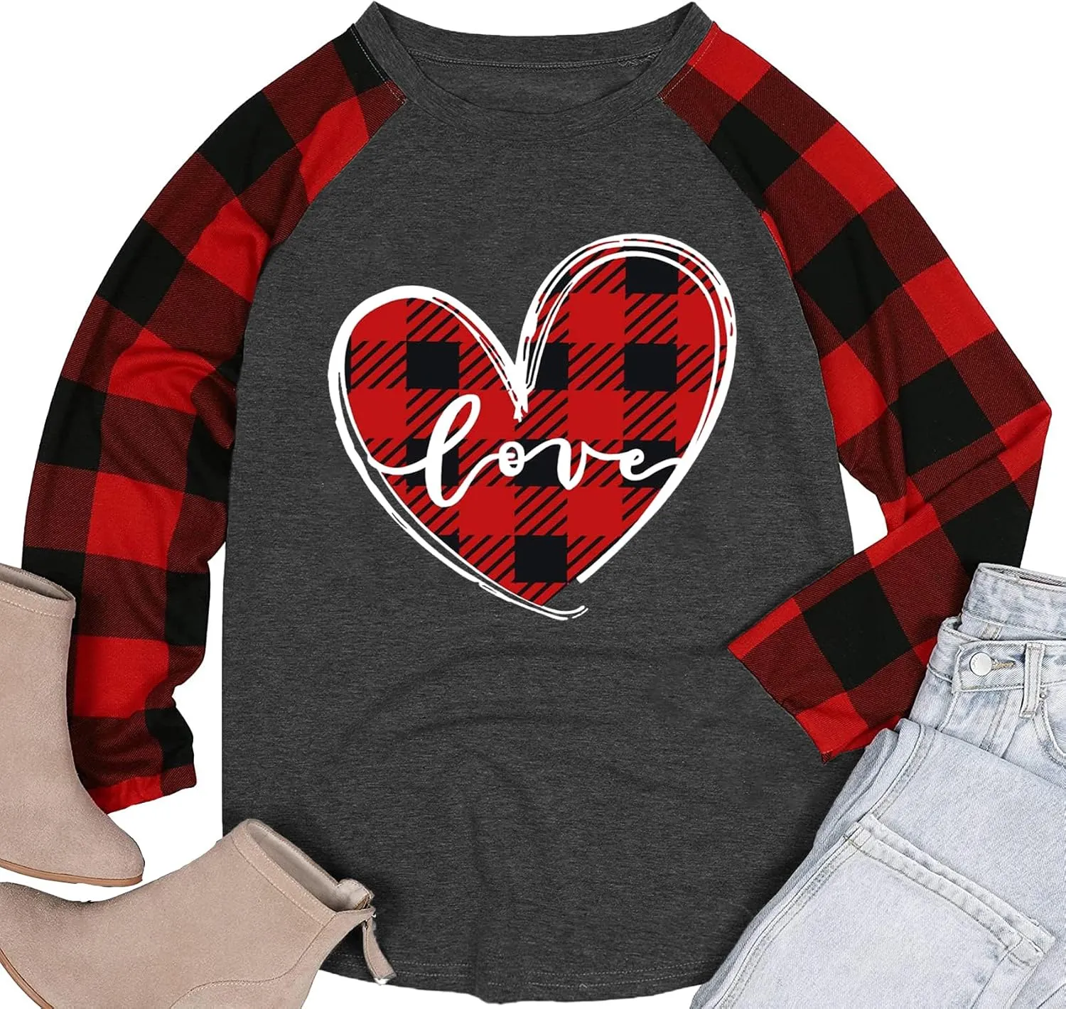 Plus Size Valentines Shirt for Women Cute Love Heart Graphic T-Shirt Long Sleeve Shirts for Her